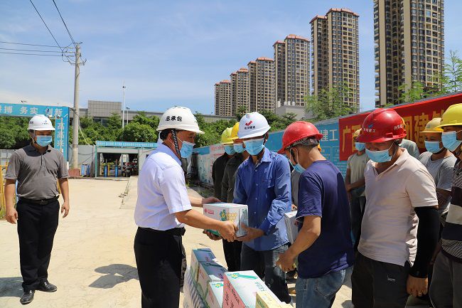 活动现场。杨钰 摄（建图）.jpg