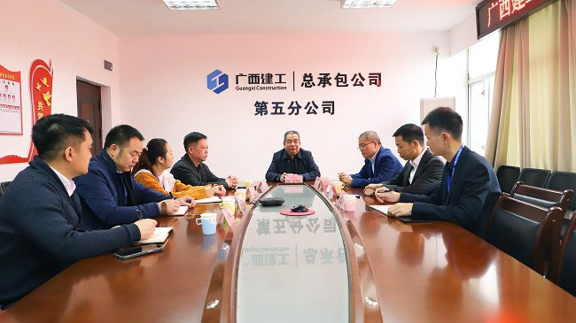 座谈现。ńㄍ迹1.jpg