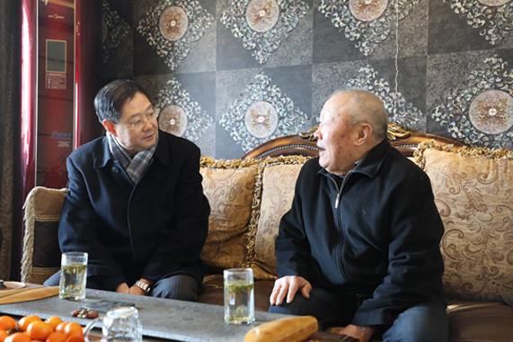 emc易倍·(中国)体育官方网站-EMCSPORTS