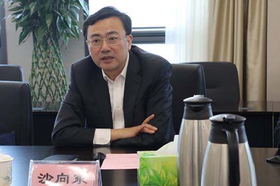 emc易倍·(中国)体育官方网站-EMCSPORTS