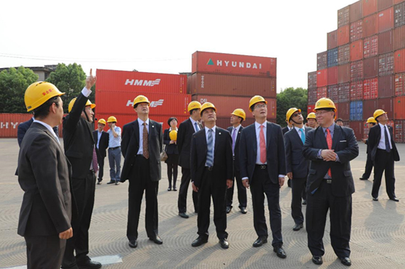 emc易倍·(中国)体育官方网站-EMCSPORTS